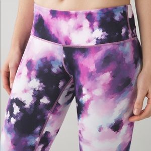 Lululemon Wunder Under Crop III - Blooming Pixie Multi